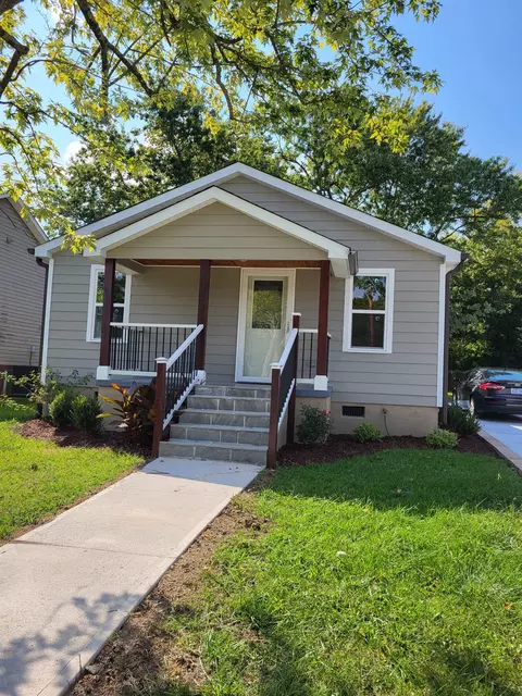 446 Meredith St, High Point, NC 27260 photo 2