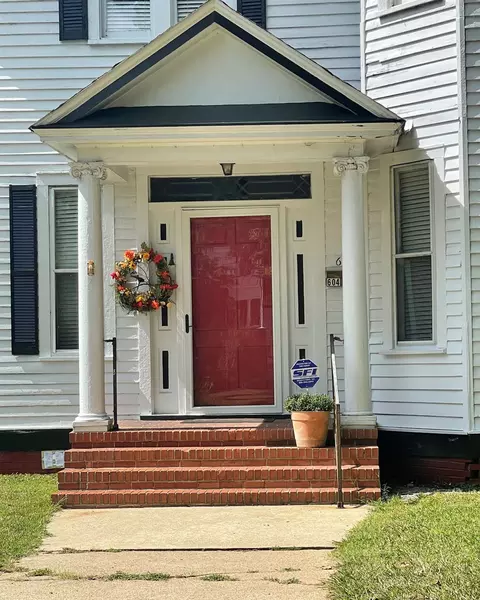 604 Washington Ave, Weldon, NC 27890 photo 2