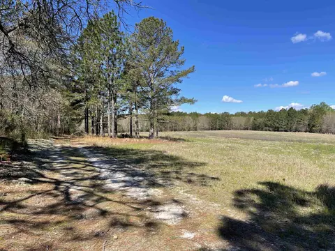 3836 Carthage Rd, West End, NC 27376