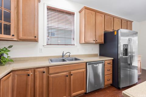 117 Dumbledore Ct, Cary, NC 27519 photo 12