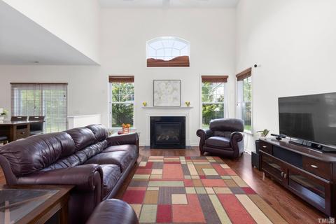 117 Dumbledore Ct, Cary, NC 27519 photo 15