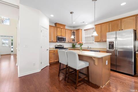117 Dumbledore Ct, Cary, NC 27519 photo 9