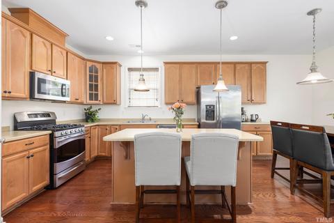 117 Dumbledore Ct, Cary, NC 27519 photo 8