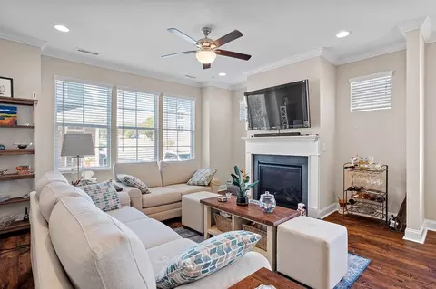 900 Laurel Gate Dr, Wake Forest, NC 27587 photo 2