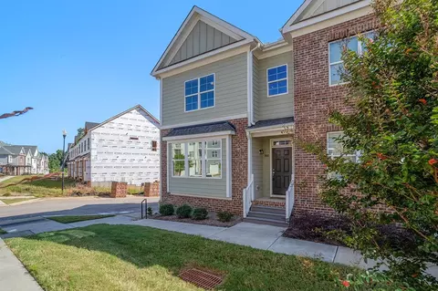 900 Laurel Gate Dr, Wake Forest, NC 27587 photo 3