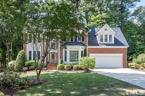 104 S Devimy Ct, Cary, NC 27511 photo 2