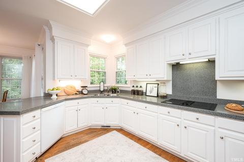 104 S Devimy Ct, Cary, NC 27511 photo 11