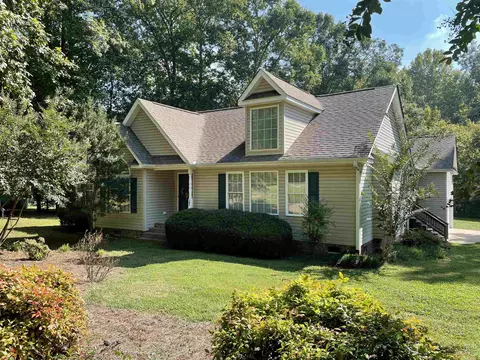 102 Beavertail Rd, Henderson, NC 27537 photo 1