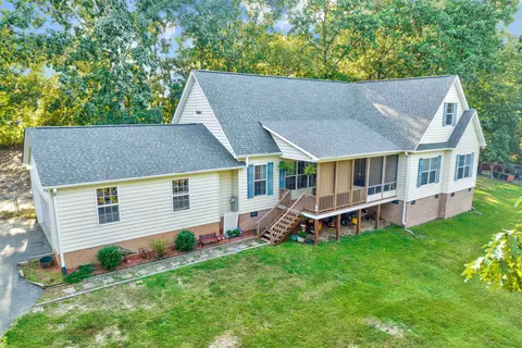 166 Grasshopper Ln, Broadway, NC 27505 photo 2