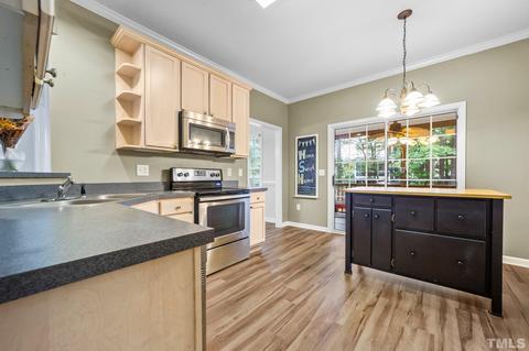 302 Pine Nut Ln, Apex, NC 27502 photo 9