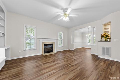 302 Pine Nut Ln, Apex, NC 27502 photo 5