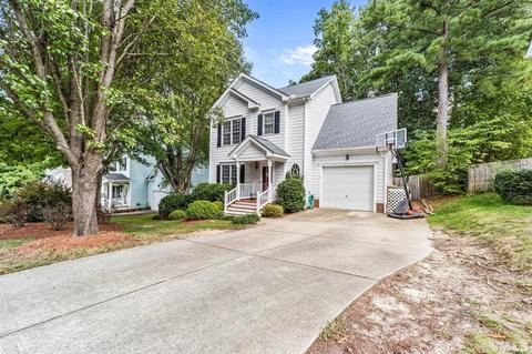 302 Pine Nut Ln, Apex, NC 27502 photo 2