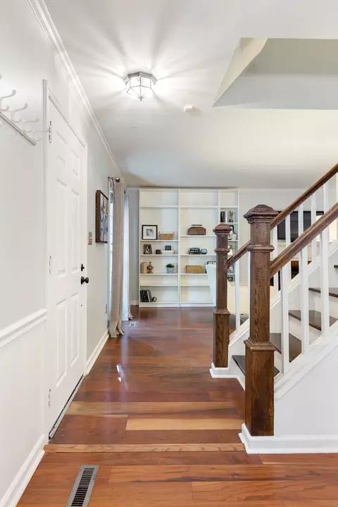 1323 Valley Run, Durham, NC 27707 photo 3