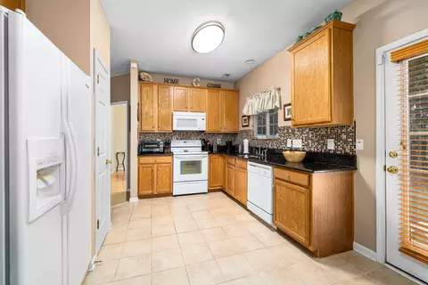 34 Edgebrook Cir, Durham, NC 27703 photo 8