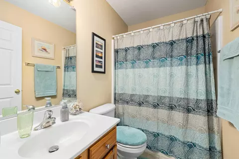 34 Edgebrook Cir, Durham, NC 27703 photo 11