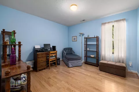 34 Edgebrook Cir, Durham, NC 27703 photo 10