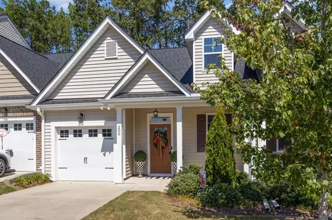 206 Churment Ct, Durham, NC 27703 photo 4