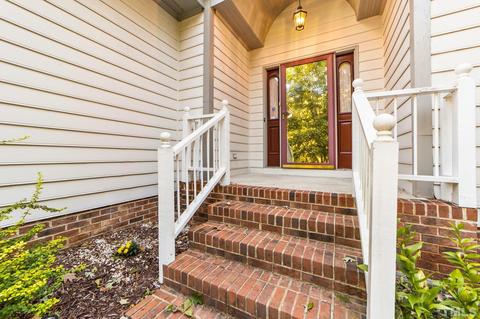 9 Danforth Pl, Durham, NC 27712 photo 3