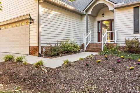 9 Danforth Pl, Durham, NC 27712 photo 2