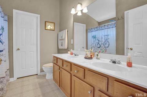 228 Pebblestone Dr, Durham, NC 27703 photo 10