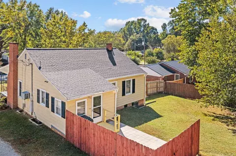 1253 Pointer Dr, Roxboro, NC 27573 photo 6