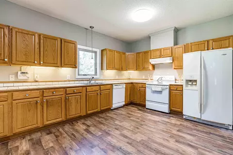 8720 Clear Pool Ln, Willow Spring, NC 27592 photo 7