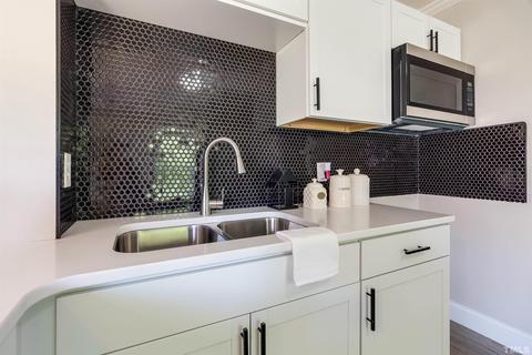 508 Martha St, Durham, NC 27707 photo 8