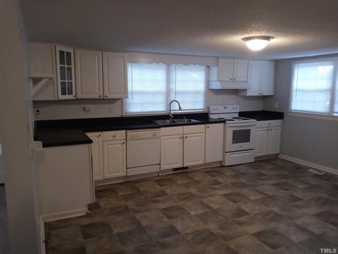 10130 N Oak St, Middlesex, NC 27557 photo 4