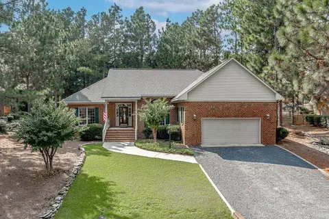 7 Grayson Ln, Pinehurst, NC 28374 photo 1