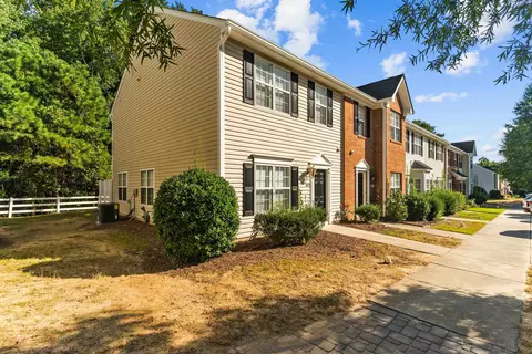 136 Forthview Way, Apex, NC 27502 photo 3