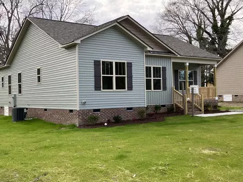 207 E Third St, Kenly, NC 27542 photo 2