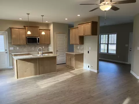 207 E Third St, Kenly, NC 27542 photo 9
