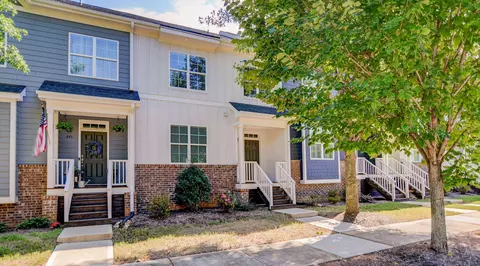 849 S Franklin St, Wake Forest, NC 27587 photo 2