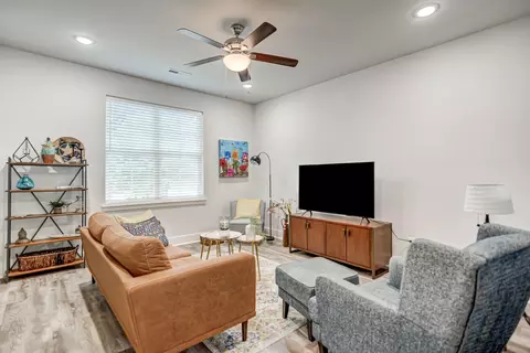 849 S Franklin St, Wake Forest, NC 27587 photo 4