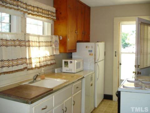 1502 Denim Dr, Erwin, NC 28339 photo 5