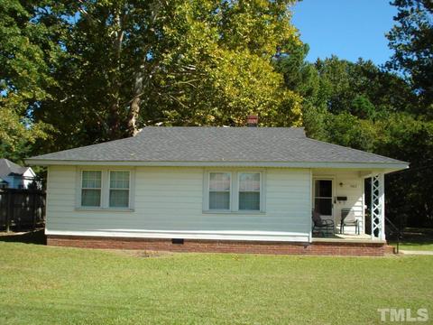 1502 Denim Dr, Erwin, NC 28339 photo 1