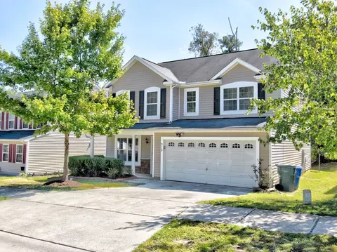 3112 Forrestal Dr, Durham, NC 27703 photo 2