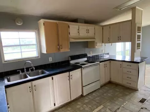 3775 E Old Spring Hope Rd, Rocky Mount, NC 27804 photo 17