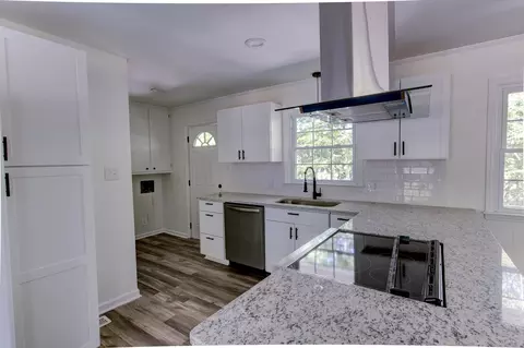 1009 Lakeside Dr, Durham, NC 27712 photo 10