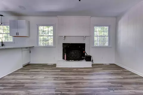 1009 Lakeside Dr, Durham, NC 27712 photo 4