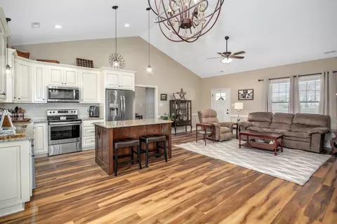 41 Clipper Ln, Smithfield, NC 27577 photo 10