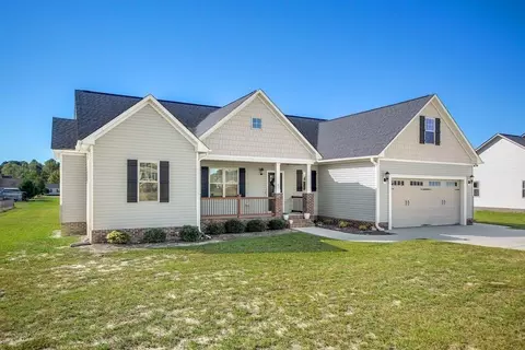 41 Clipper Ln, Smithfield, NC 27577 photo 2