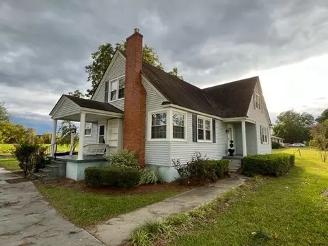107 George St, Dunn, NC 28334 photo 4