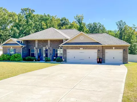 36 Drake Dr, Benson, NC 27504 photo 3