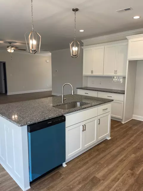 48 Shadybrook Dr, Benson, NC 27504 photo 5