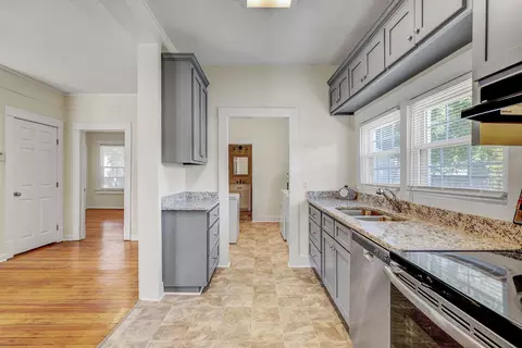 409 S 16th St, Erwin, NC 28339 photo 4