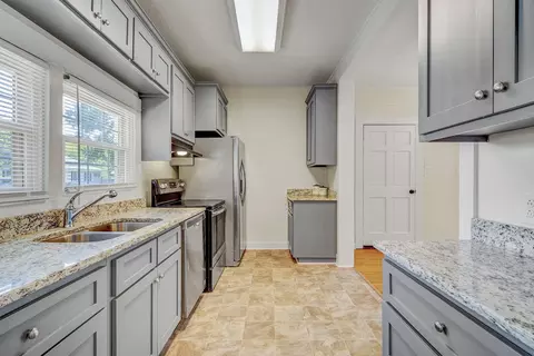 409 S 16th St, Erwin, NC 28339 photo 5