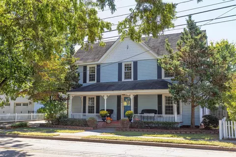 111 Hunter St, Apex, NC 27502 photo 3