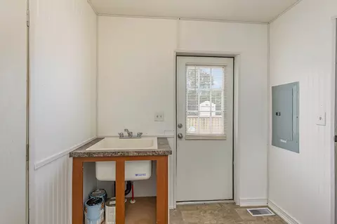 7457 Ross Rd, Erwin, NC 28339 photo 18