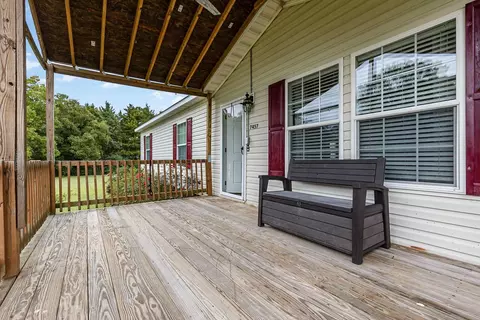 7457 Ross Rd, Erwin, NC 28339 photo 4